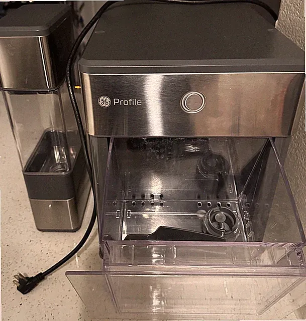 GE Portable Opal Nugget Ice Maker Countertop Side Tank Ice Machine Fully Working