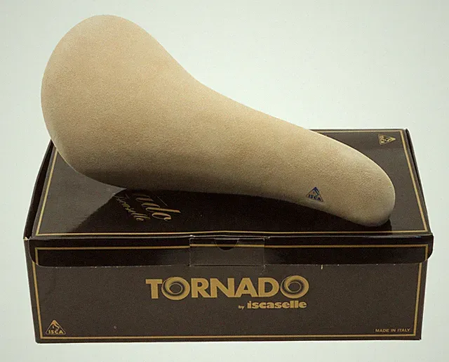 Iscaselle Tornado Saddle Steel Rails White Suede Leather Cream 1980s NIB NOS NEW