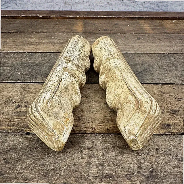 Vintage Hiawatha Bike Grips Cruiser Balloon Tire Rubber Pair Worn Cut